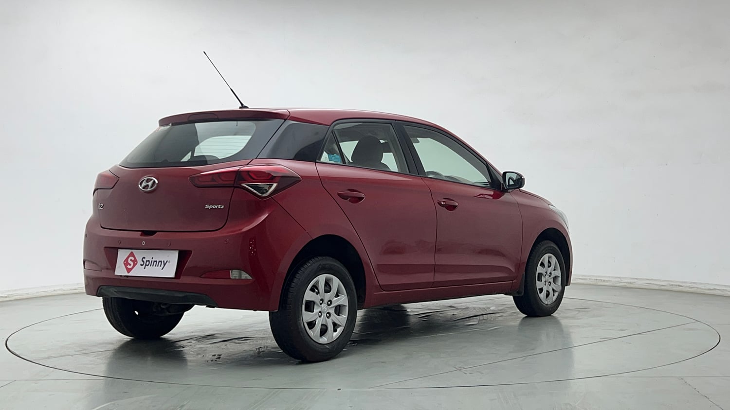 Used 2017 Hyundai Elite i20 Sportz 1.2 Petrol Manual exterior RIGHT REAR CORNER VIEW