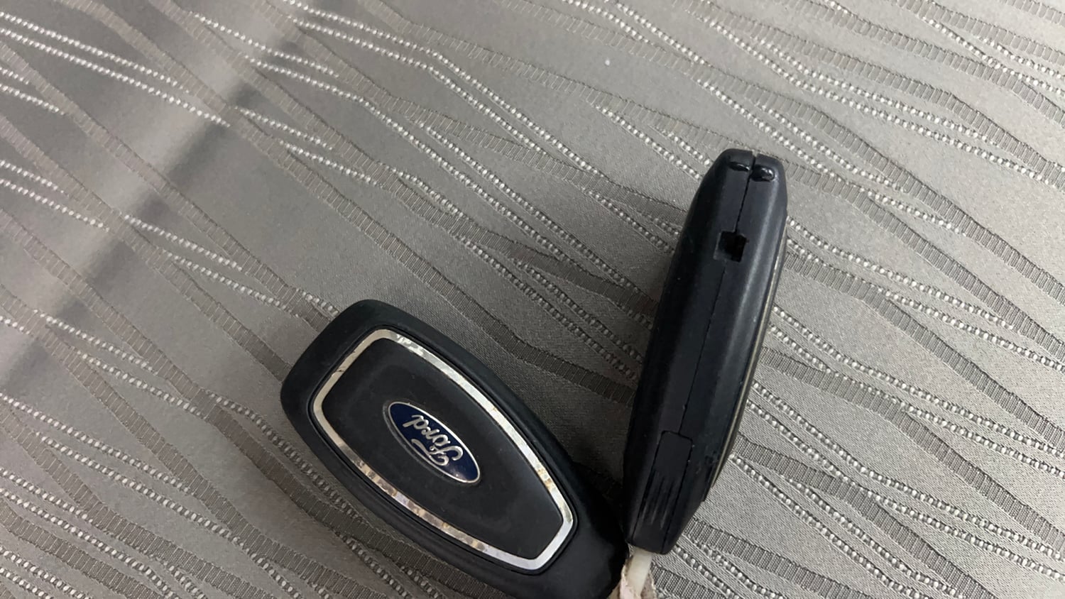 Used 2016 Ford EcoSport Titanium 1.5L Ti-VCT AT Petrol Automatic extra CAR KEY VIEW