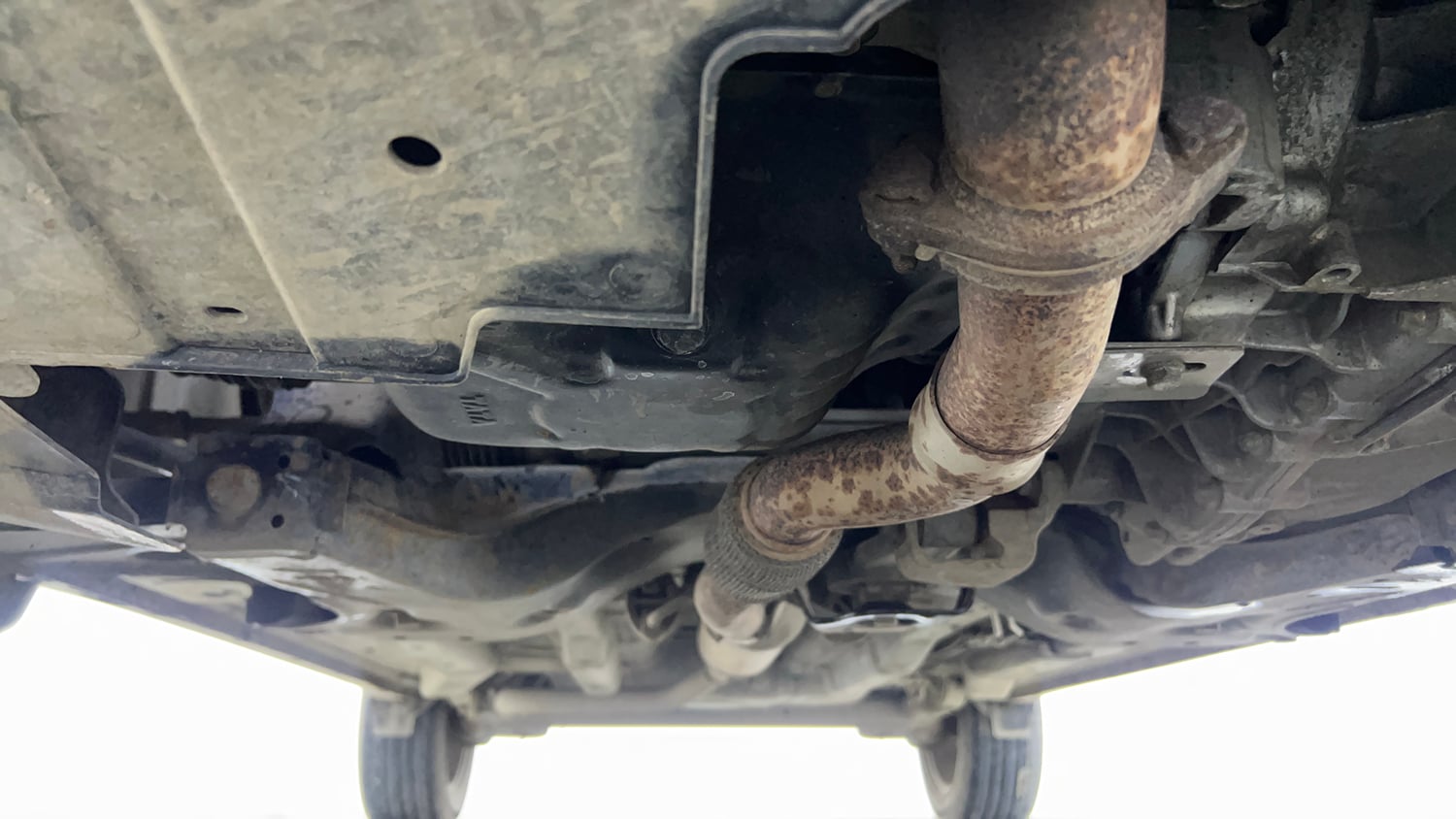 Used 2023 Tata Nexon Fearless Plus S 1.2 Revotron Petrol 7DCA DT Petrol Automatic extra FRONT LEFT UNDERBODY VIEW