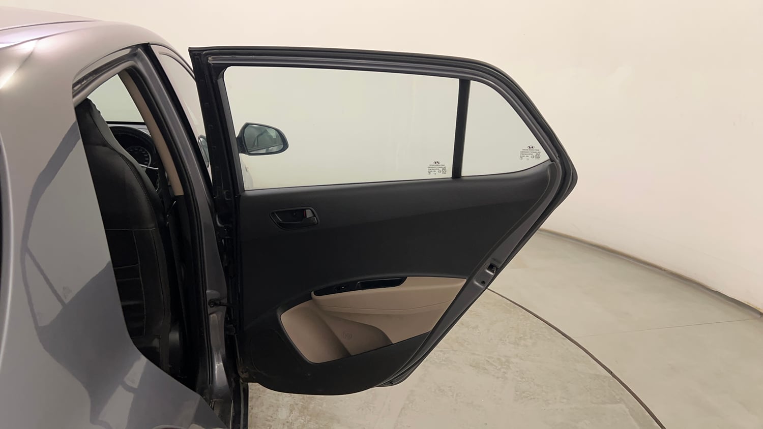 Used 2016 Hyundai Grand i10 Magna 1.2 Kappa VTVT CNG (outside fitted) Cng Manual interior RIGHT REAR DOOR OPEN VIEW