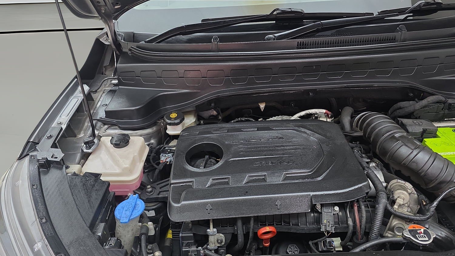 Used 2022 Kia Sonet HTX 1.5 Diesel Manual engine ENGINE RIGHT SIDE VIEW