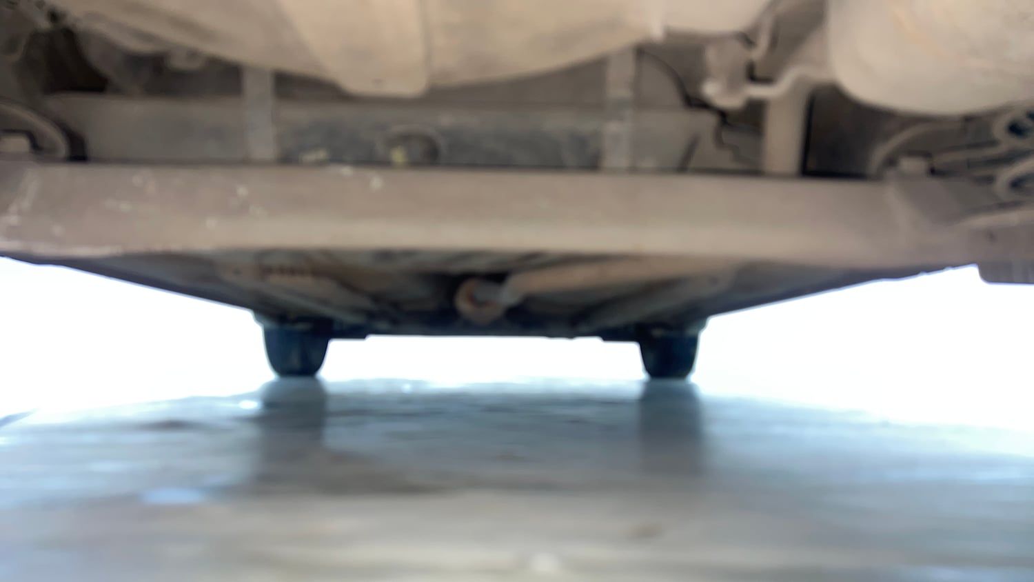 Used 2020 Hyundai Grand i10 Nios Sportz AMT 1.2 Kappa VTVT Petrol Automatic extra REAR UNDERBODY VIEW (TAKEN FROM REAR)