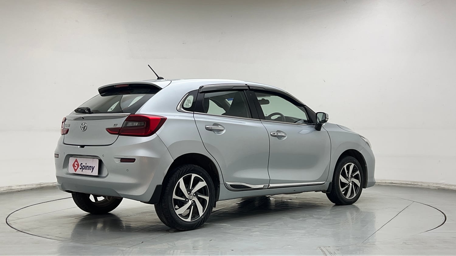 Used 2023 Toyota Glanza G AMT Petrol Automatic exterior RIGHT REAR CORNER VIEW