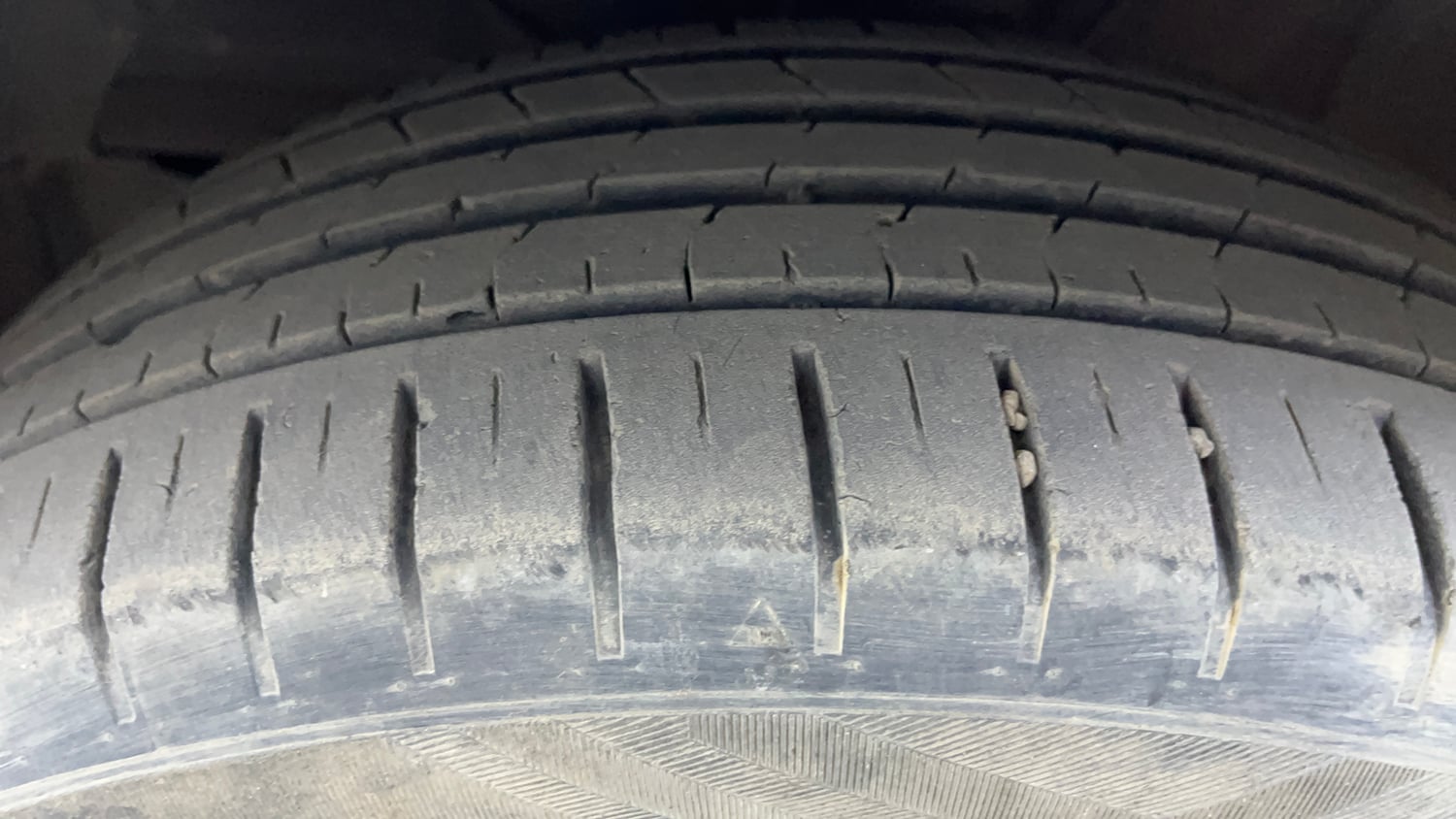 Used 2023 Maruti Suzuki Baleno Alpha AGS Petrol Automatic tyres LEFT FRONT TYRE TREAD VIEW