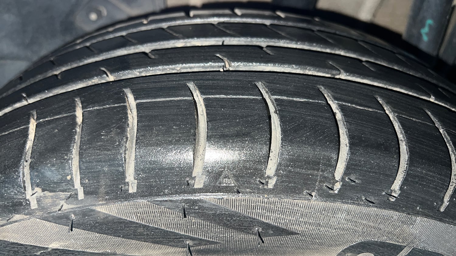 Used 2018 Tata Tiago Revotron XZ Petrol Manual tyres LEFT REAR TYRE TREAD VIEW