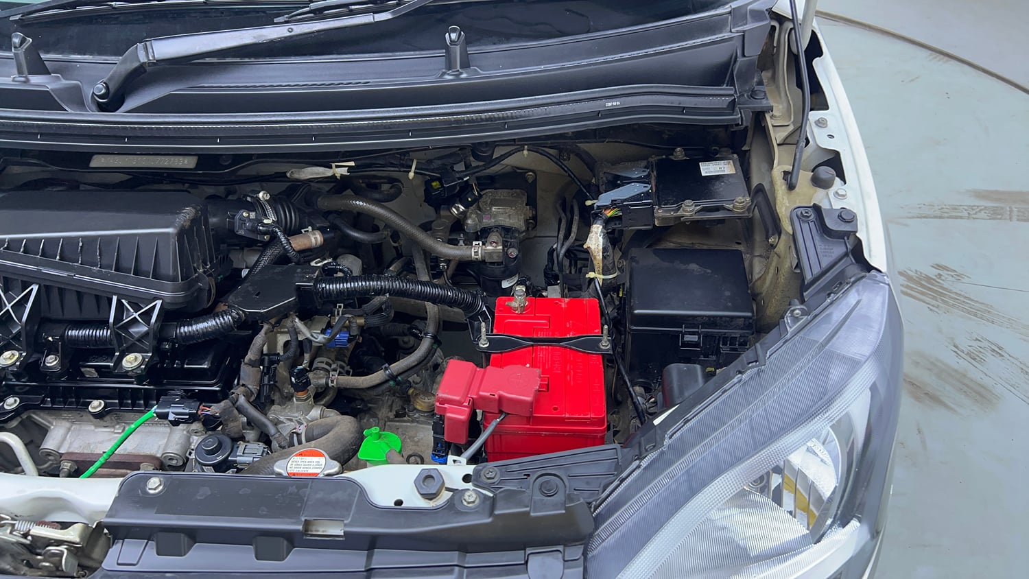 Used 2022 Maruti Suzuki Wagon R VXI 1.0 CNG Cng Manual engine ENGINE LEFT SIDE VIEW