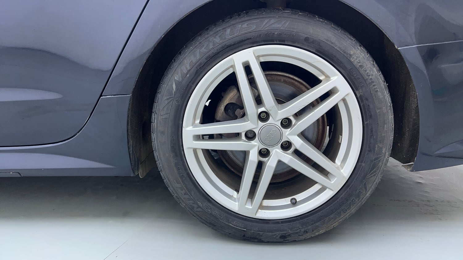 Used 2017 Audi A6 35 TFSI Petrol Automatic tyres LEFT REAR TYRE RIM VIEW