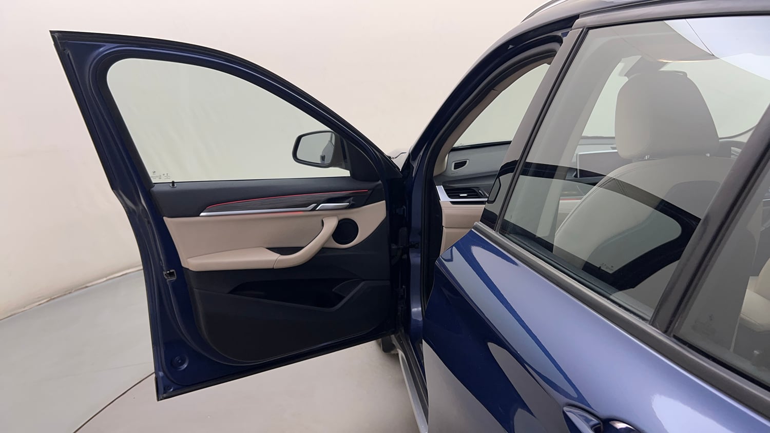 Used 2021 BMW X1 sDrive20d xLine Diesel Automatic interior LEFT FRONT DOOR OPEN VIEW