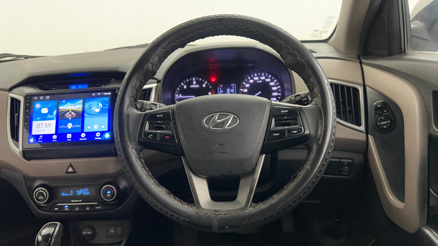 Used 2015 Hyundai Creta 1.6 SX Plus AT Diesel Automatic interior STEERING VIEW