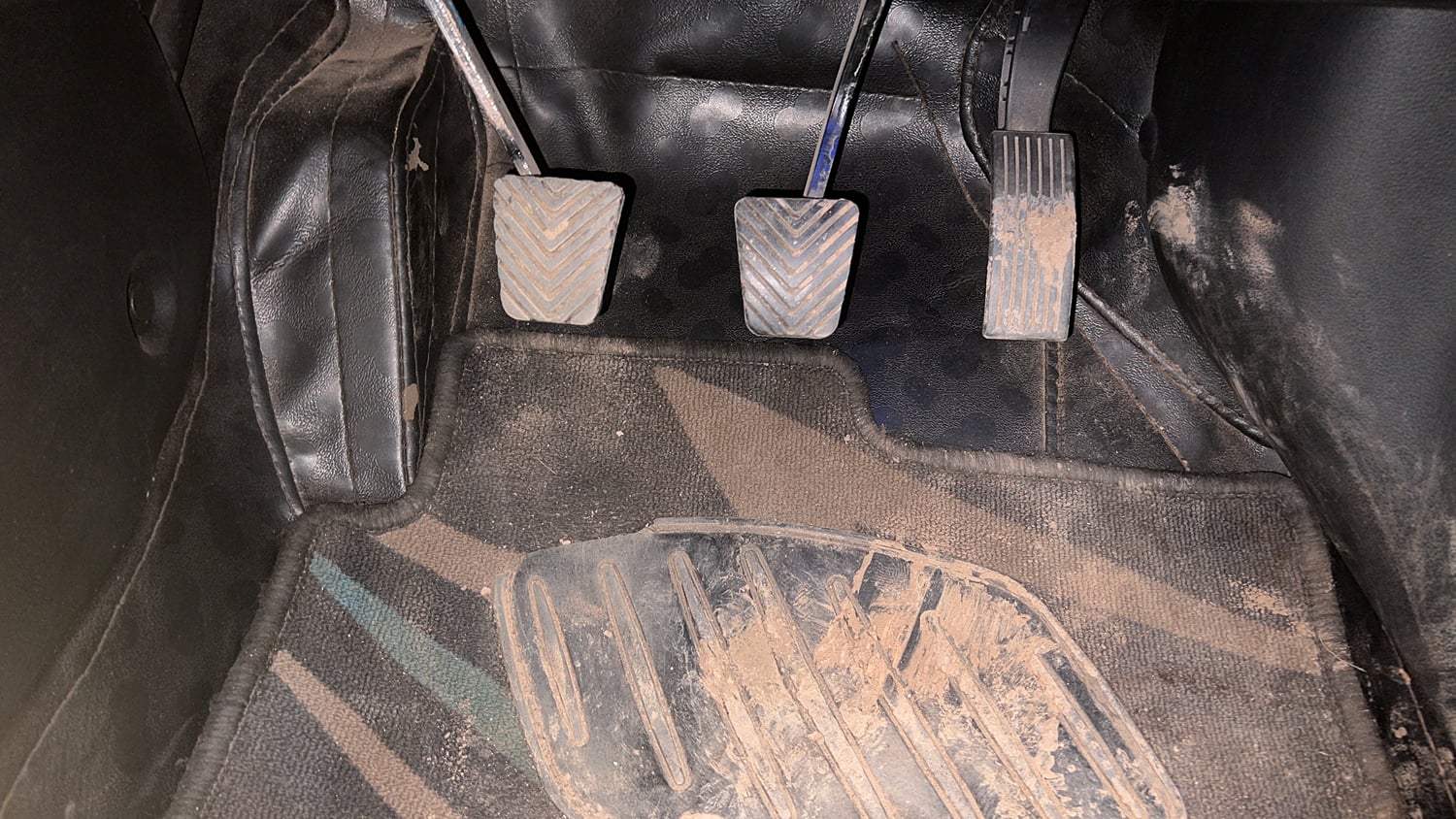 Used 2023 Hyundai i20 Asta 1.2 MT Petrol Manual interior PEDALS VIEW