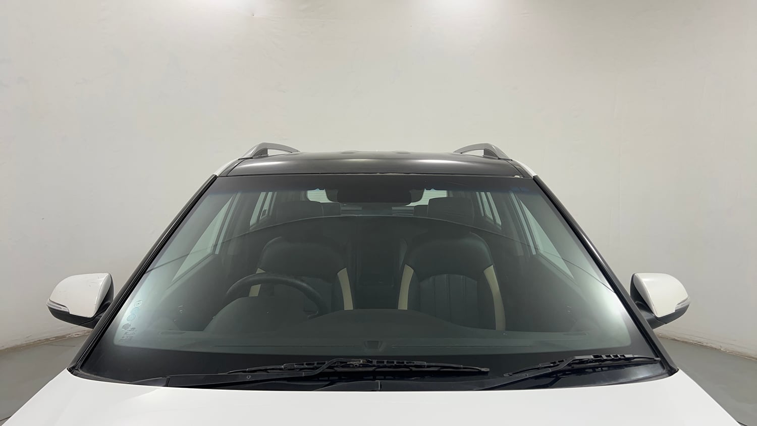 Used 2015 Hyundai Creta 1.6 SX Plus AT Diesel Automatic exterior FRONT WINDSHIELD VIEW