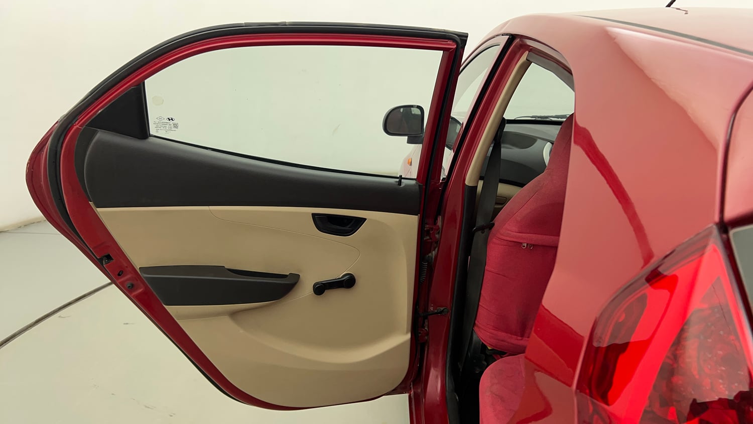 Used 2015 Hyundai Eon Era Petrol Manual interior LEFT REAR DOOR OPEN VIEW