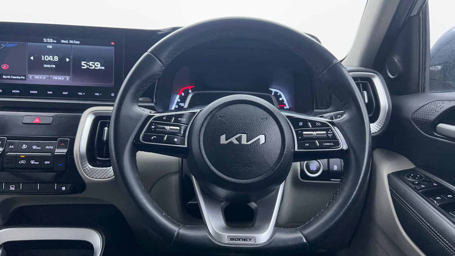 Used 2022 Kia Sonet HTX Plus 1.5 Diesel Manual interior STEERING VIEW