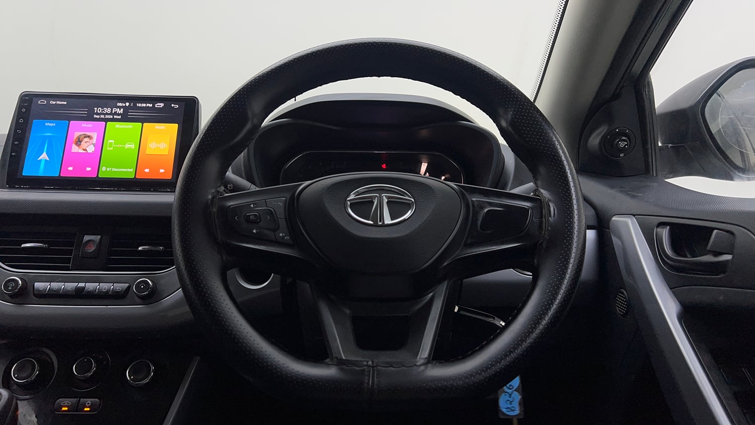 Used 2021 Tata Nexon XM Petrol Manual interior STEERING VIEW