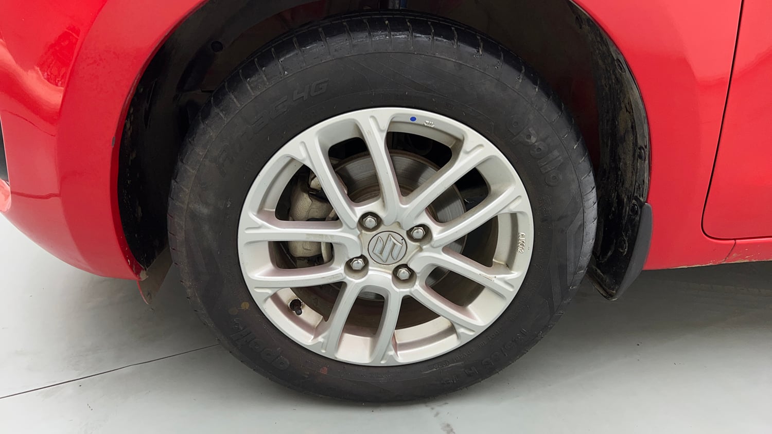 Used 2022 Maruti Suzuki Swift ZXi AMT Petrol Automatic tyres LEFT FRONT TYRE RIM VIEW