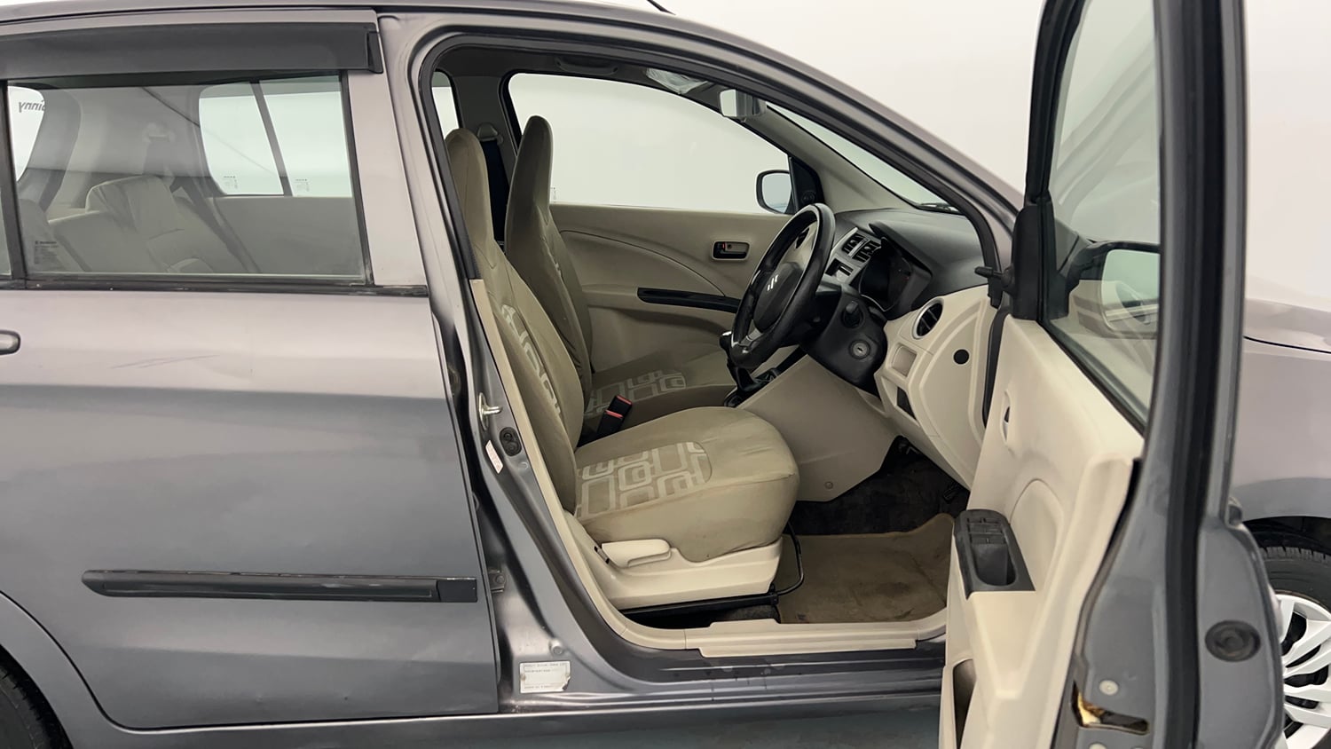Used 2017 Maruti Suzuki Celerio VXi Petrol Manual interior RIGHT SIDE FRONT DOOR CABIN VIEW