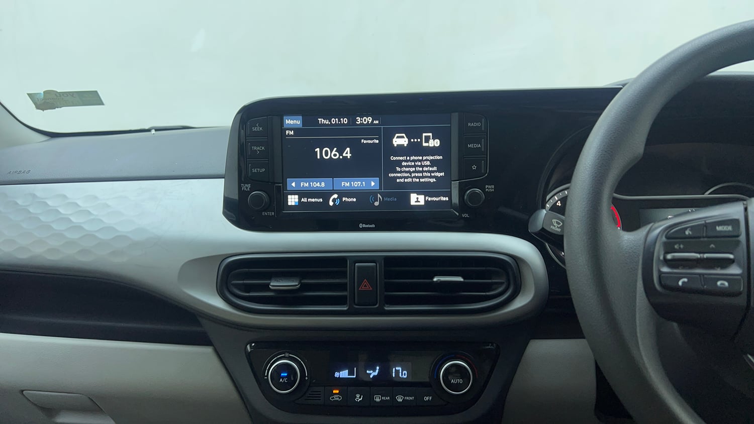 Used 2020 Hyundai Grand i10 Nios Sportz AMT 1.2 Kappa VTVT Petrol Automatic top_features Integrated (in-dash) music system