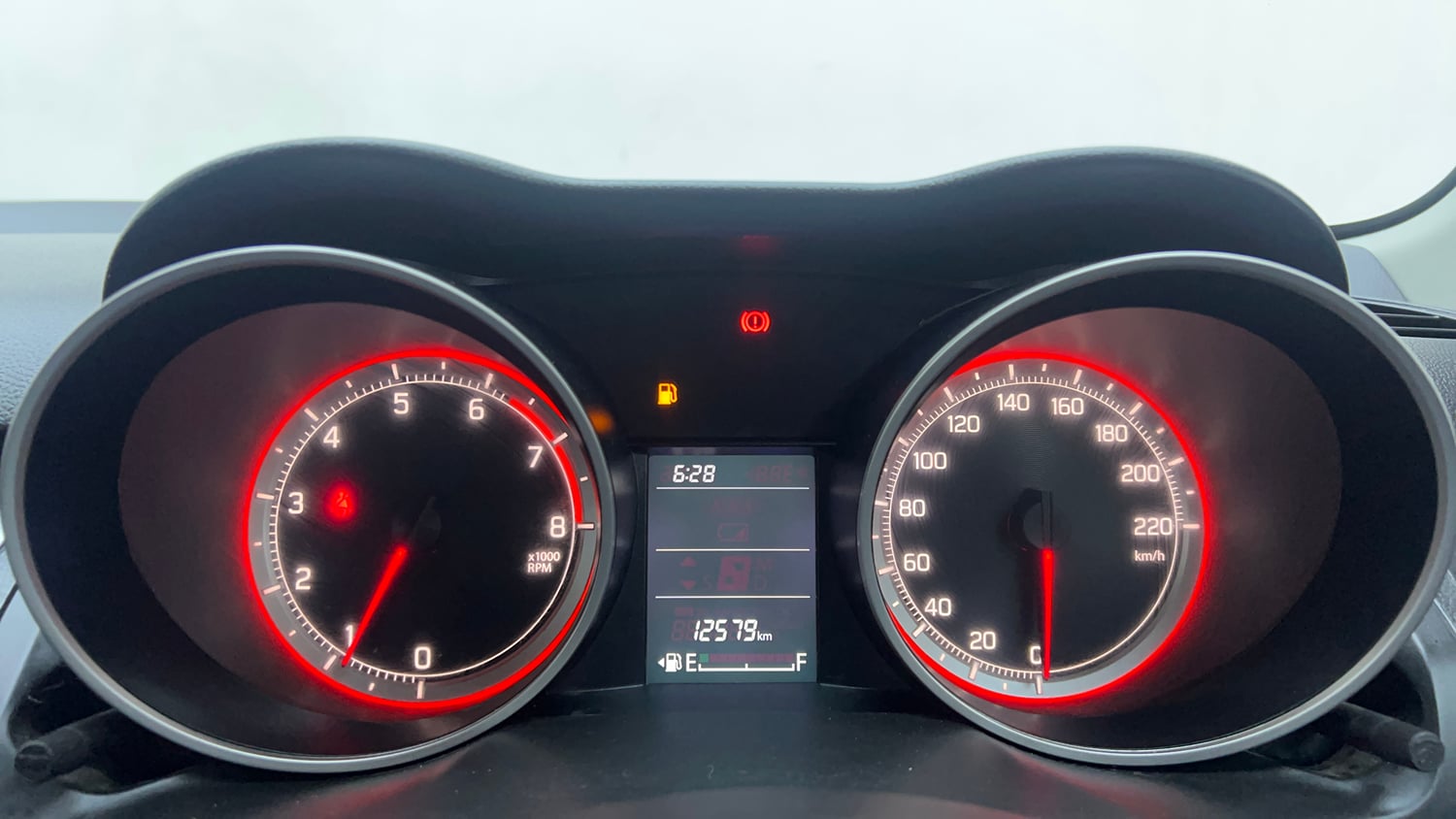 Used 2023 Maruti Suzuki Swift VXi Petrol Manual interior CLUSTERMETER VIEW