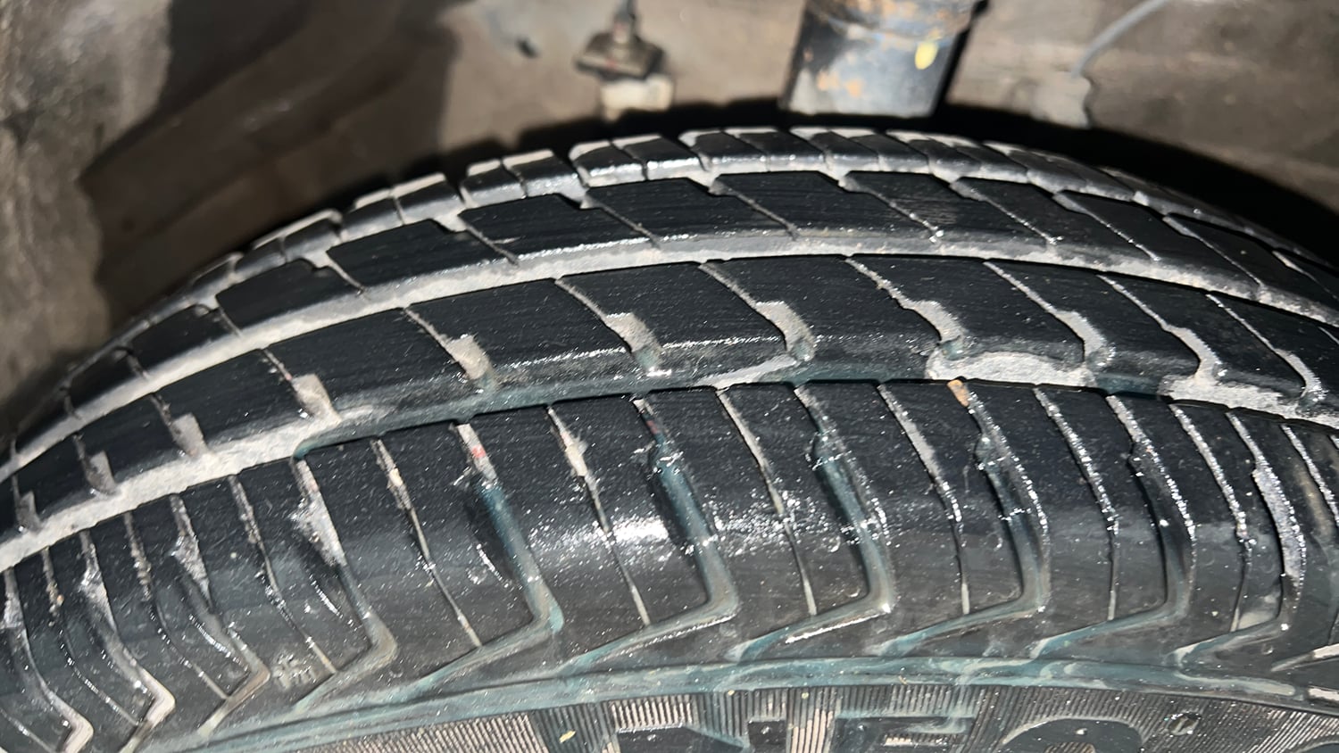 Used 2023 Maruti Suzuki Alto K10 VXi Plus Petrol Manual tyres RIGHT FRONT TYRE TREAD VIEW
