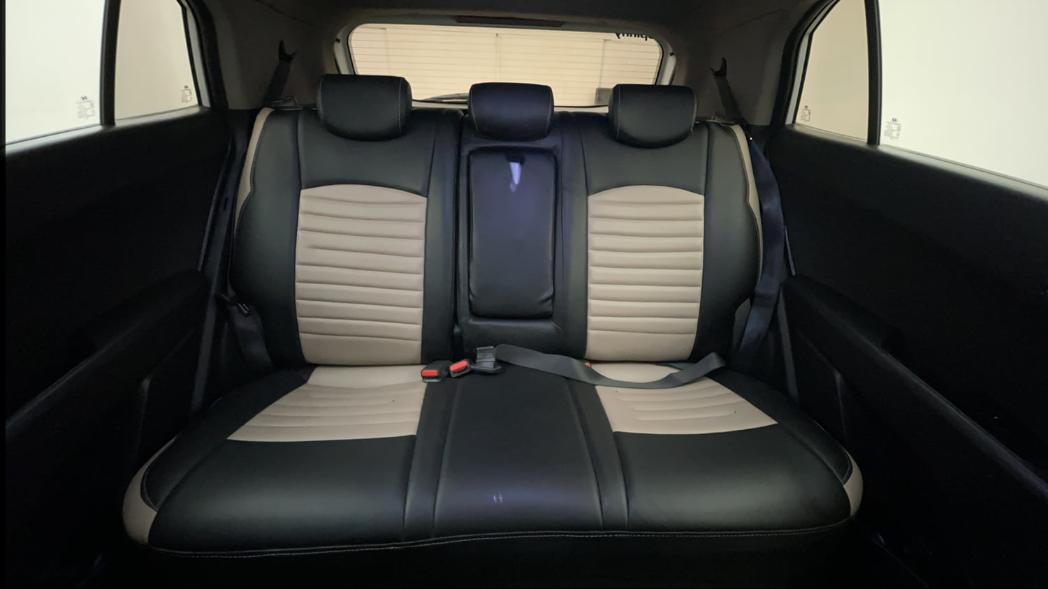 Used 2016 Hyundai Creta 1.6 SX Plus AT Diesel Automatic interior REAR SEAT CONDITION VIEW