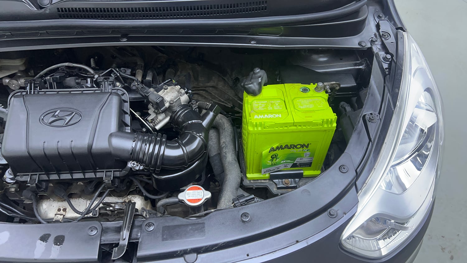 Used 2014 Hyundai i10 Sportz 1.1 iRDE2 Petrol Manual engine ENGINE LEFT SIDE VIEW