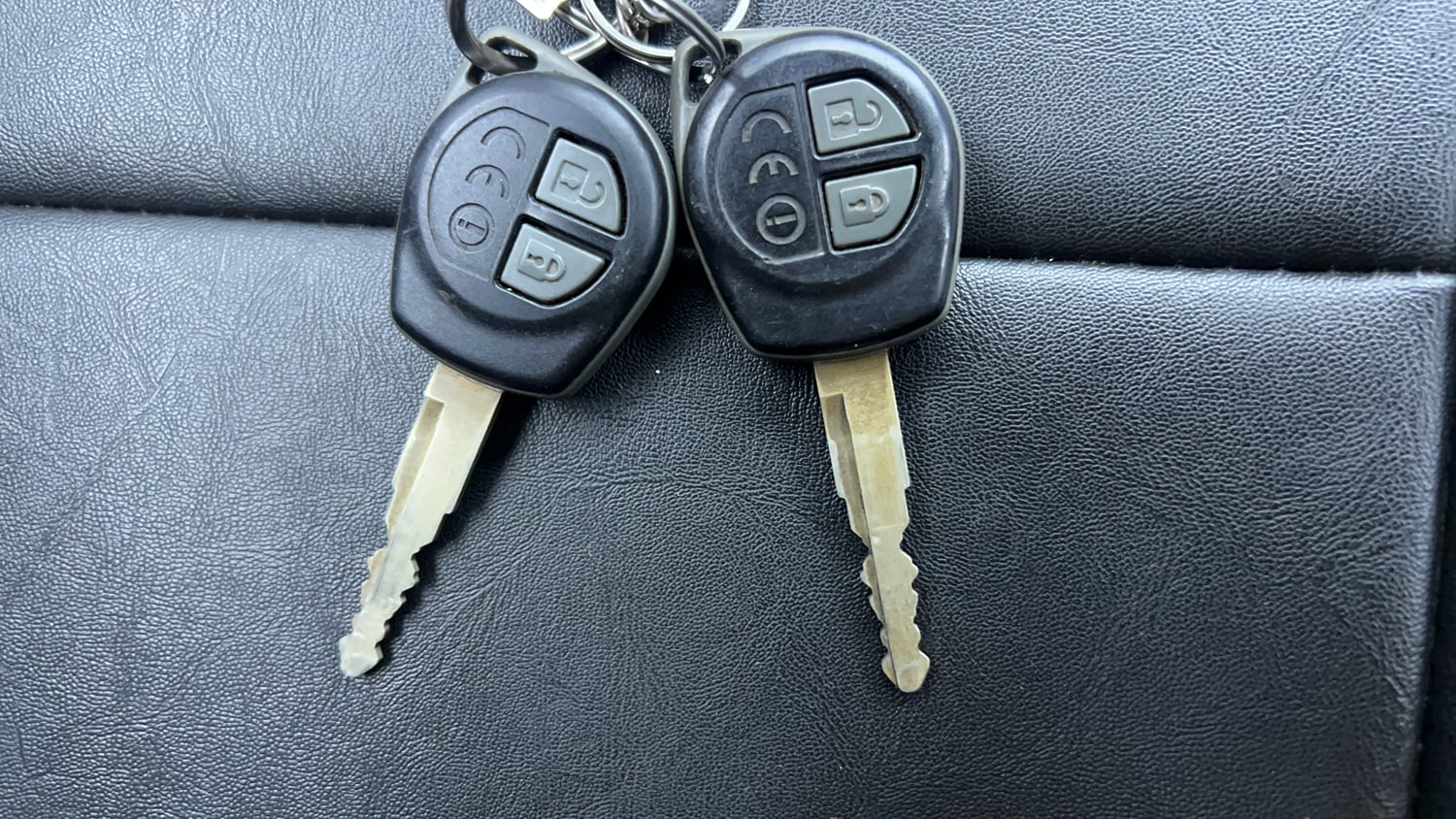 Used 2022 Maruti Suzuki Wagon R VXI 1.0 CNG Cng Manual extra CAR KEY VIEW