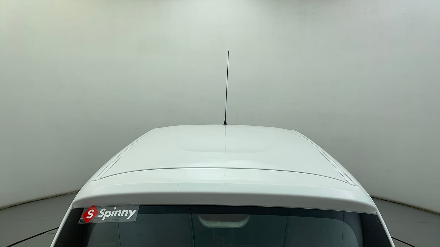 Used 2016 Renault Kwid RXT Petrol Manual exterior EXTERIOR ROOF VIEW
