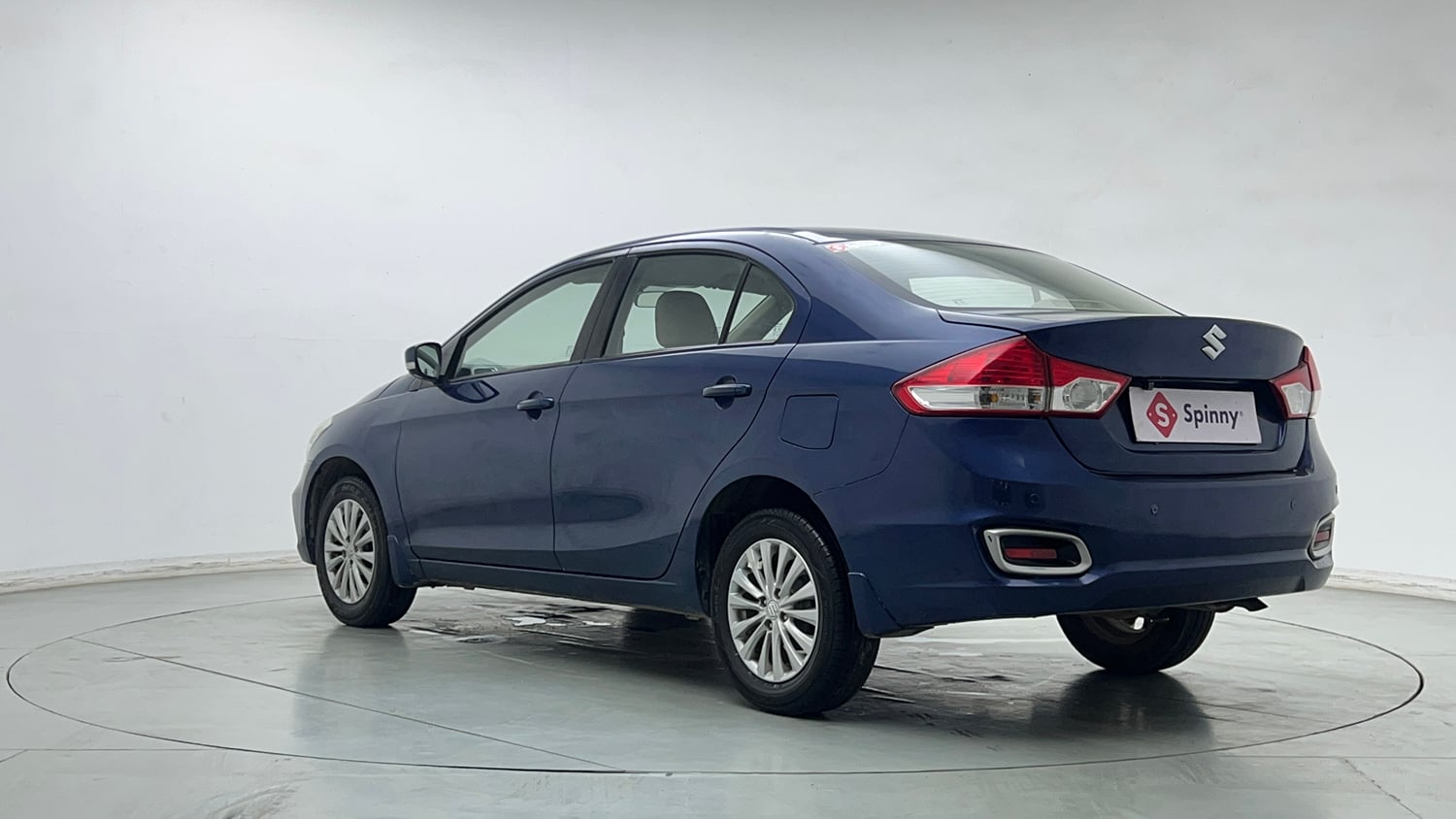 Used 2020 Maruti Suzuki Ciaz Delta Hybrid 1.5 Petrol Manual exterior LEFT REAR CORNER VIEW