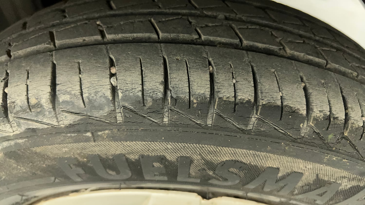 Used 2020 Maruti Suzuki Alto 800 VXi Petrol Manual tyres LEFT REAR TYRE TREAD VIEW