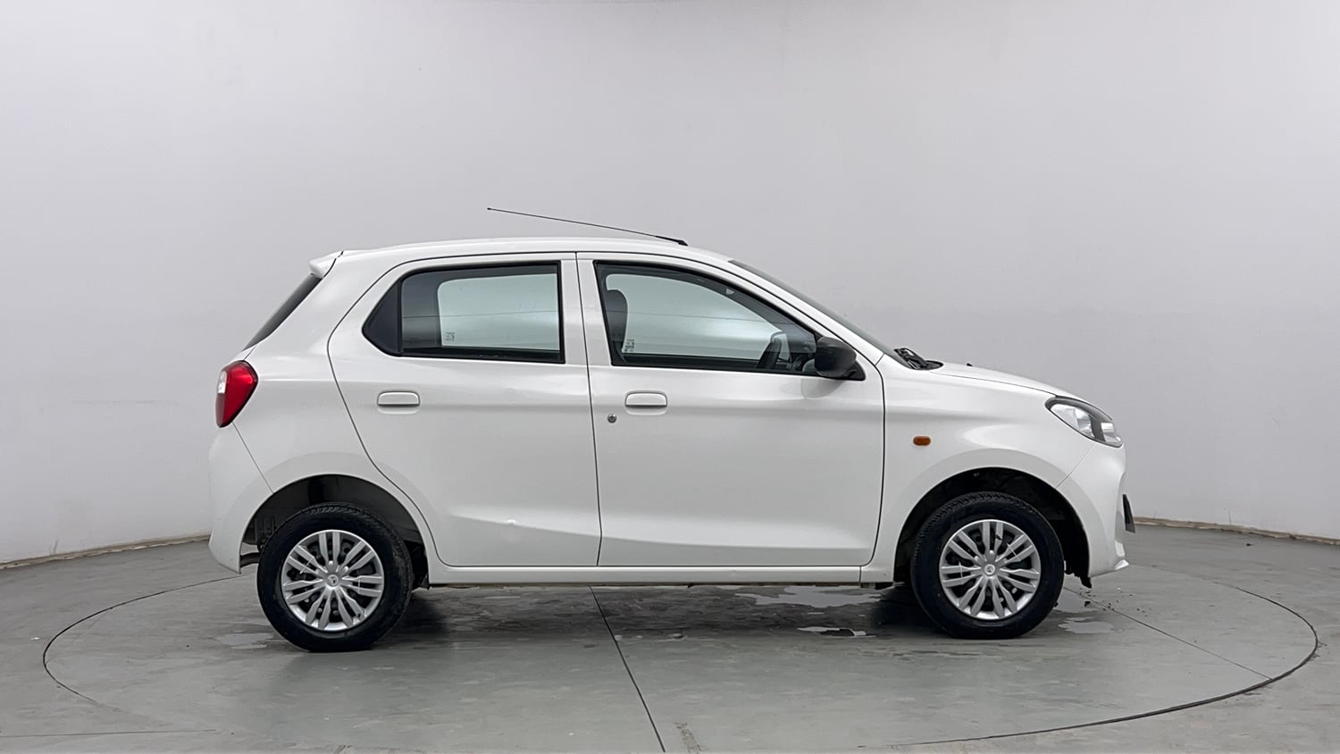 Used 2023 Maruti Suzuki Alto K10 VXi Plus Petrol Manual exterior RIGHT SIDE VIEW