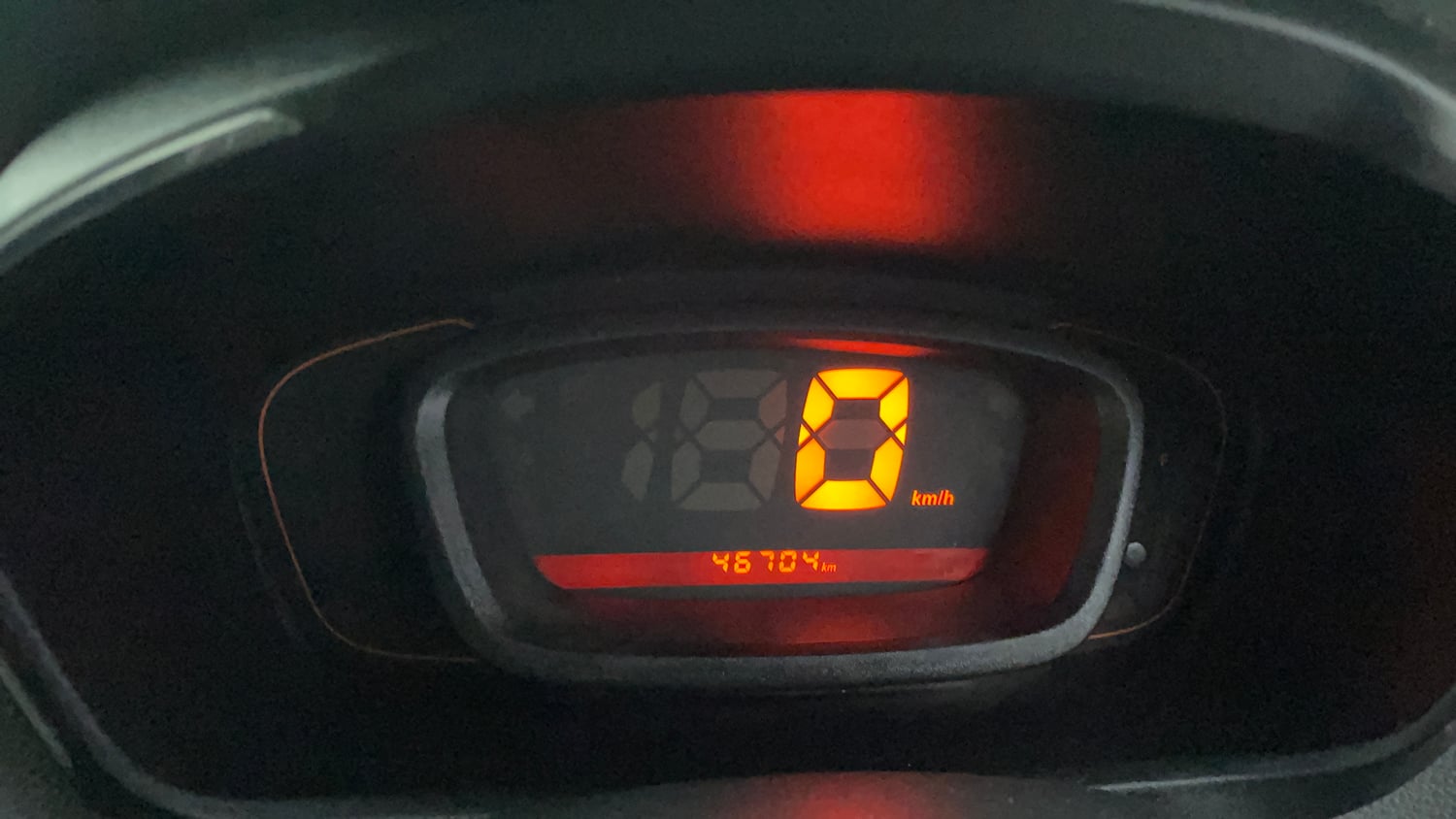 Used 2016 Renault Kwid RXT Petrol Manual interior CLUSTERMETER VIEW