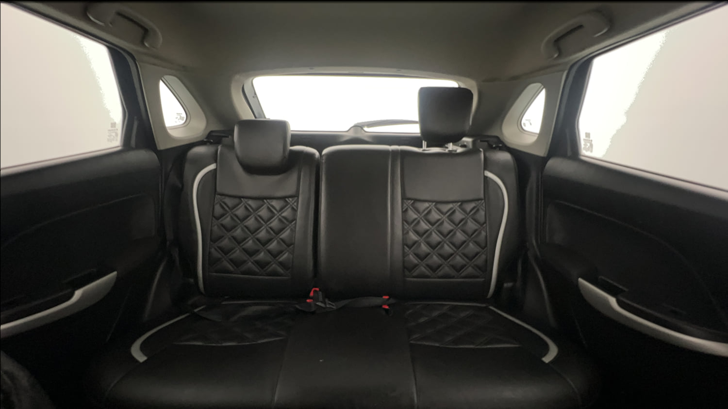 Used 2017 Maruti Suzuki Baleno Delta 1.3 Diesel Manual interior REAR SEAT CONDITION VIEW
