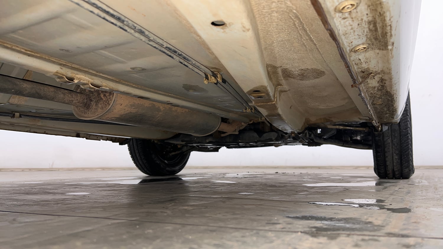 Used 2023 Maruti Suzuki Alto K10 VXi Plus Petrol Manual extra REAR RIGHT UNDERBODY VIEW