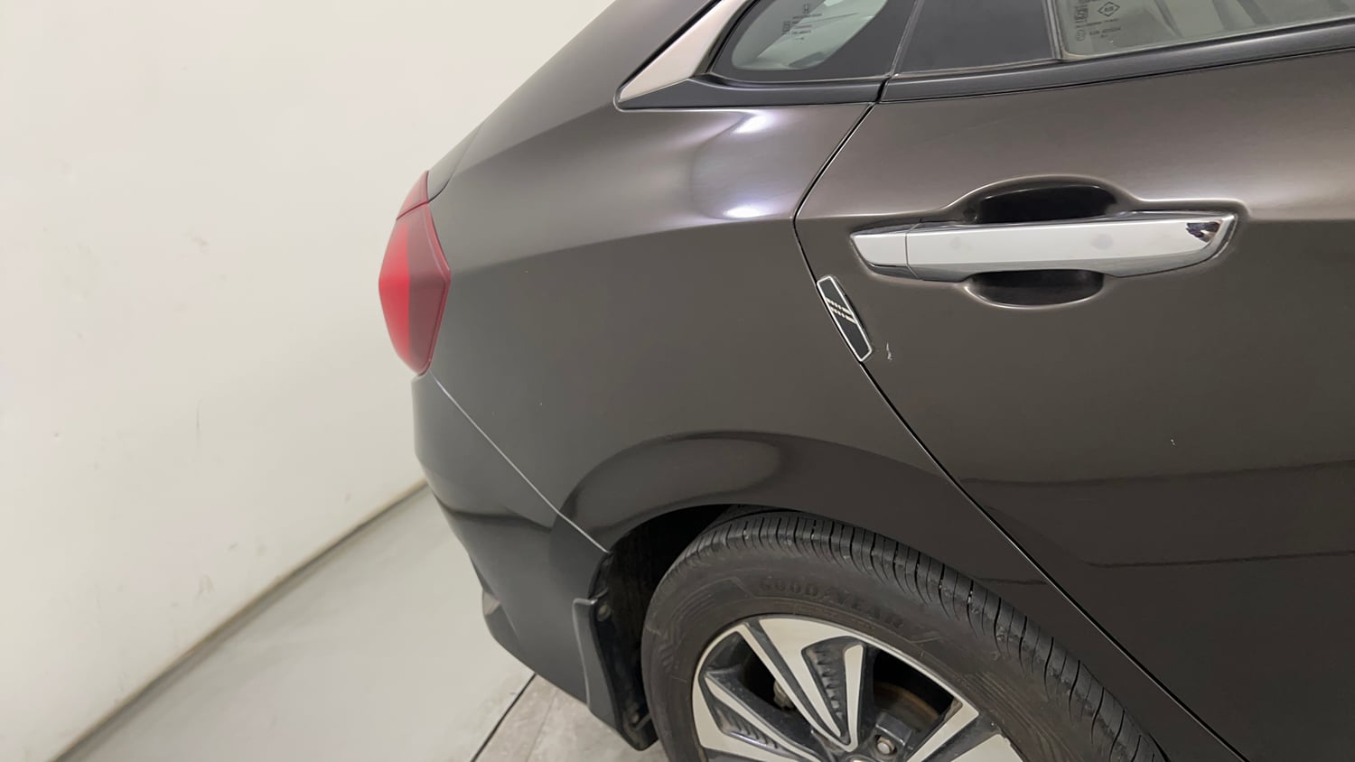 Used 2019 Honda Civic ZX CVT Petrol Petrol Automatic dents MINOR SCRATCH