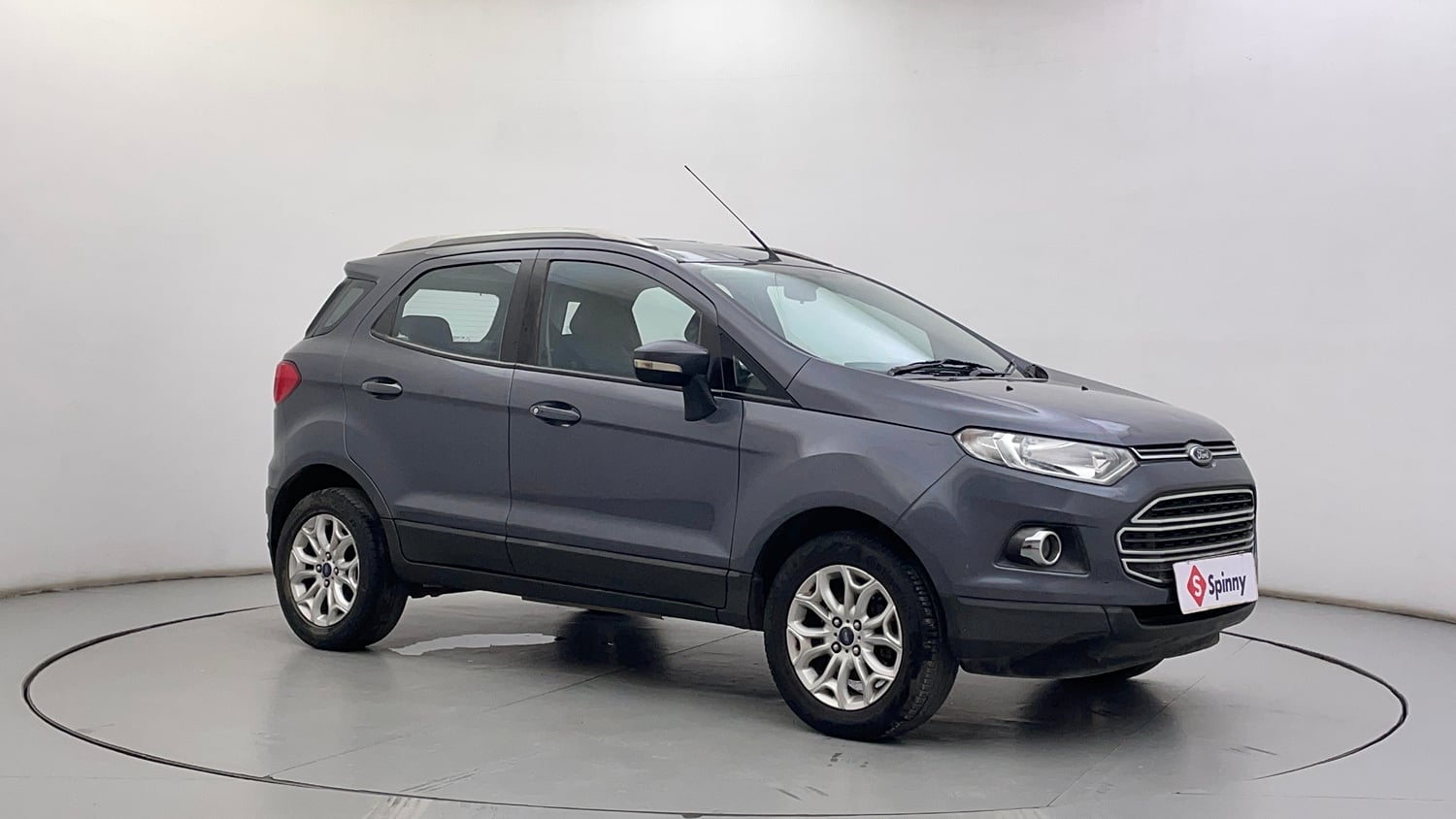Used 2016 Ford EcoSport Titanium 1.5L TDCi Diesel Manual exterior RIGHT FRONT CORNER VIEW