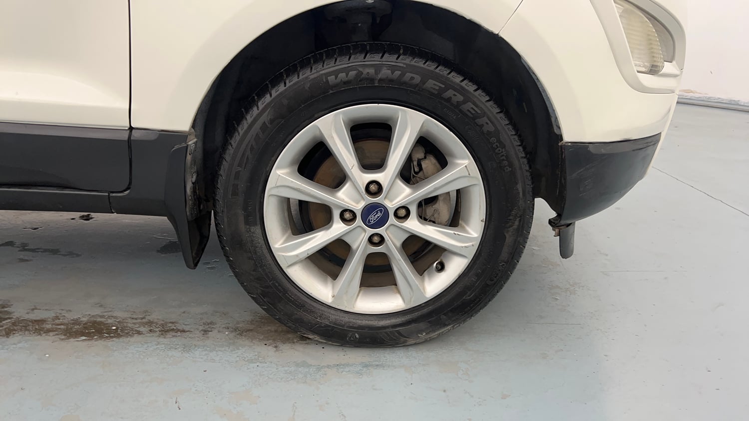 Used 2018 Ford EcoSport Titanium 1.5L TDCi Diesel Manual tyres RIGHT FRONT TYRE RIM VIEW