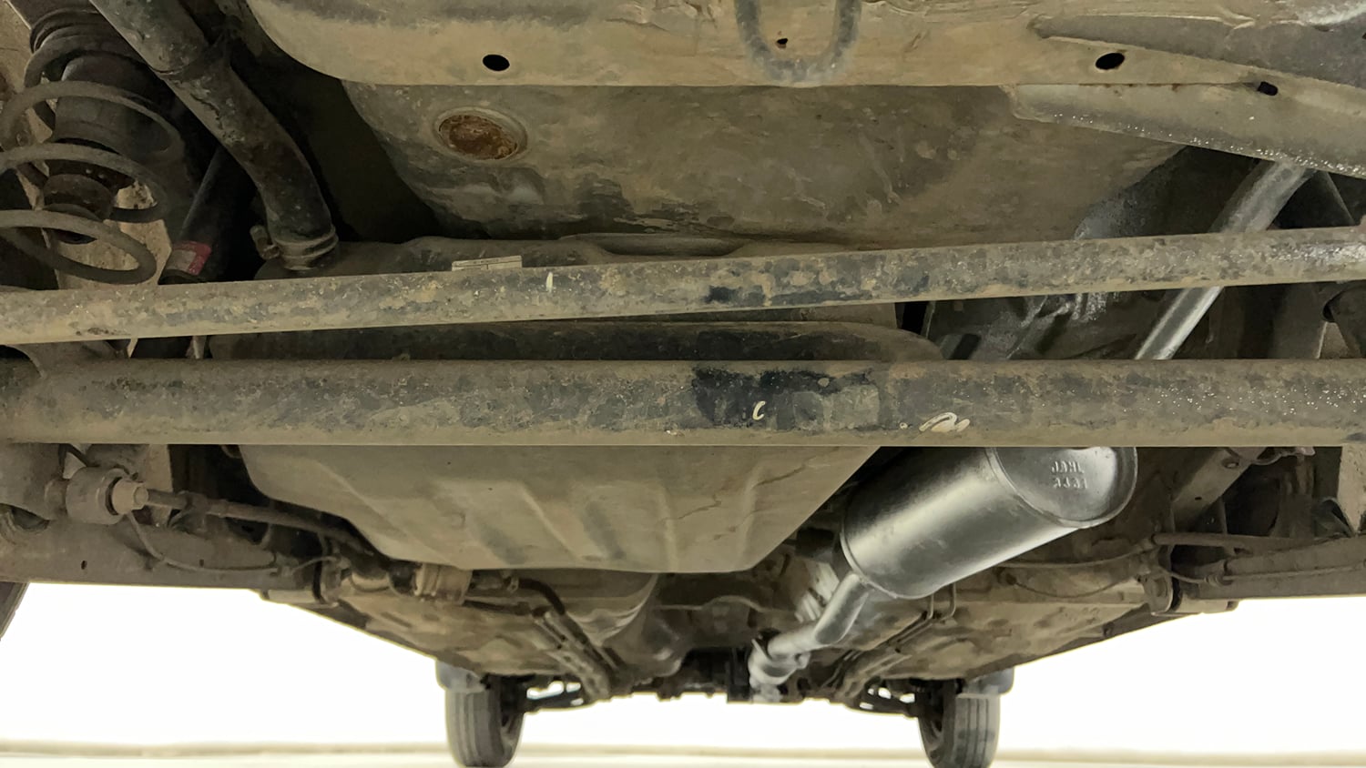 Used 2020 Maruti Suzuki Alto 800 VXi Petrol Manual extra REAR UNDERBODY VIEW (TAKEN FROM REAR)