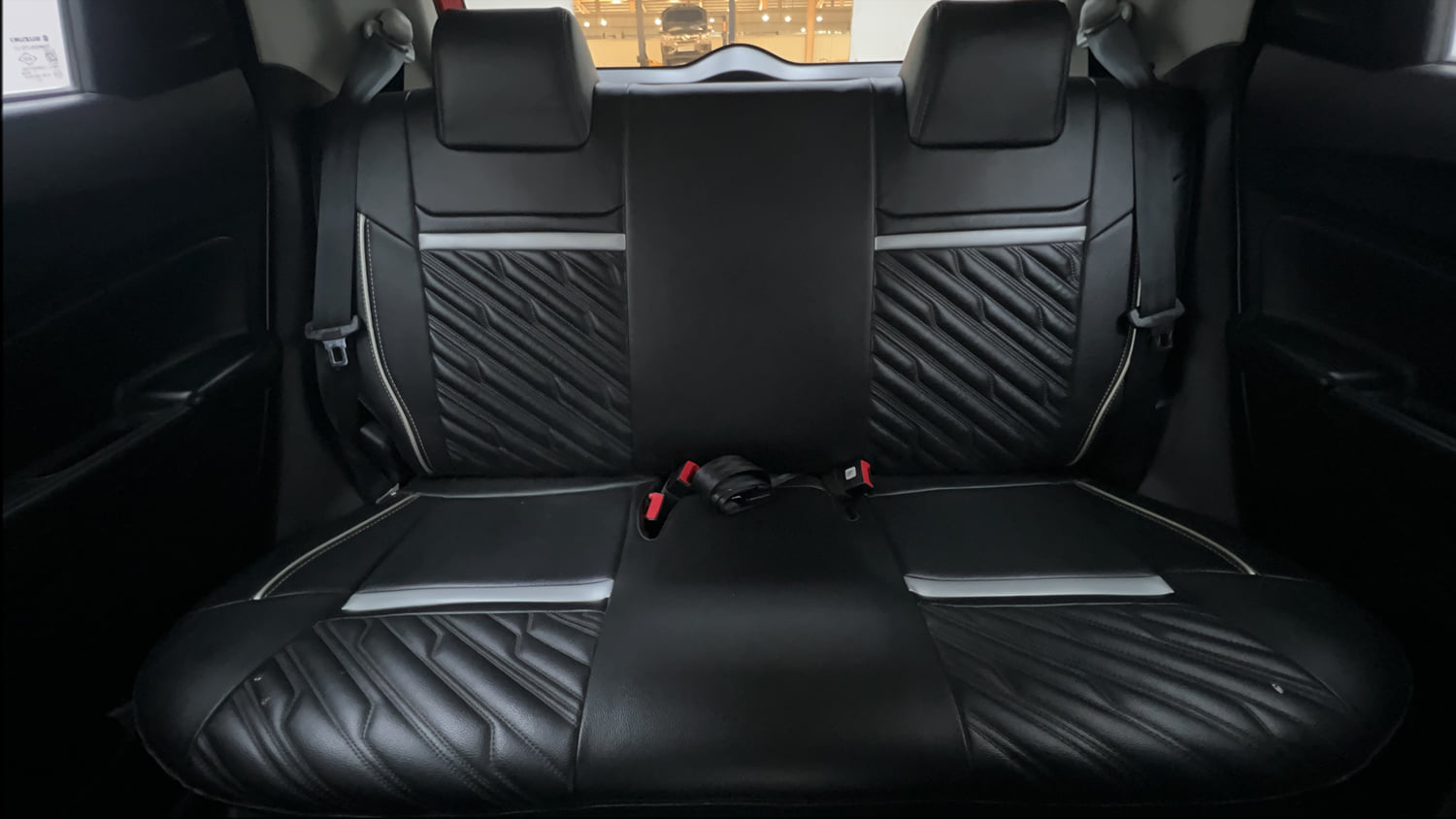 Used 2023 Maruti Suzuki Swift VXi Petrol Manual interior REAR SEAT CONDITION VIEW