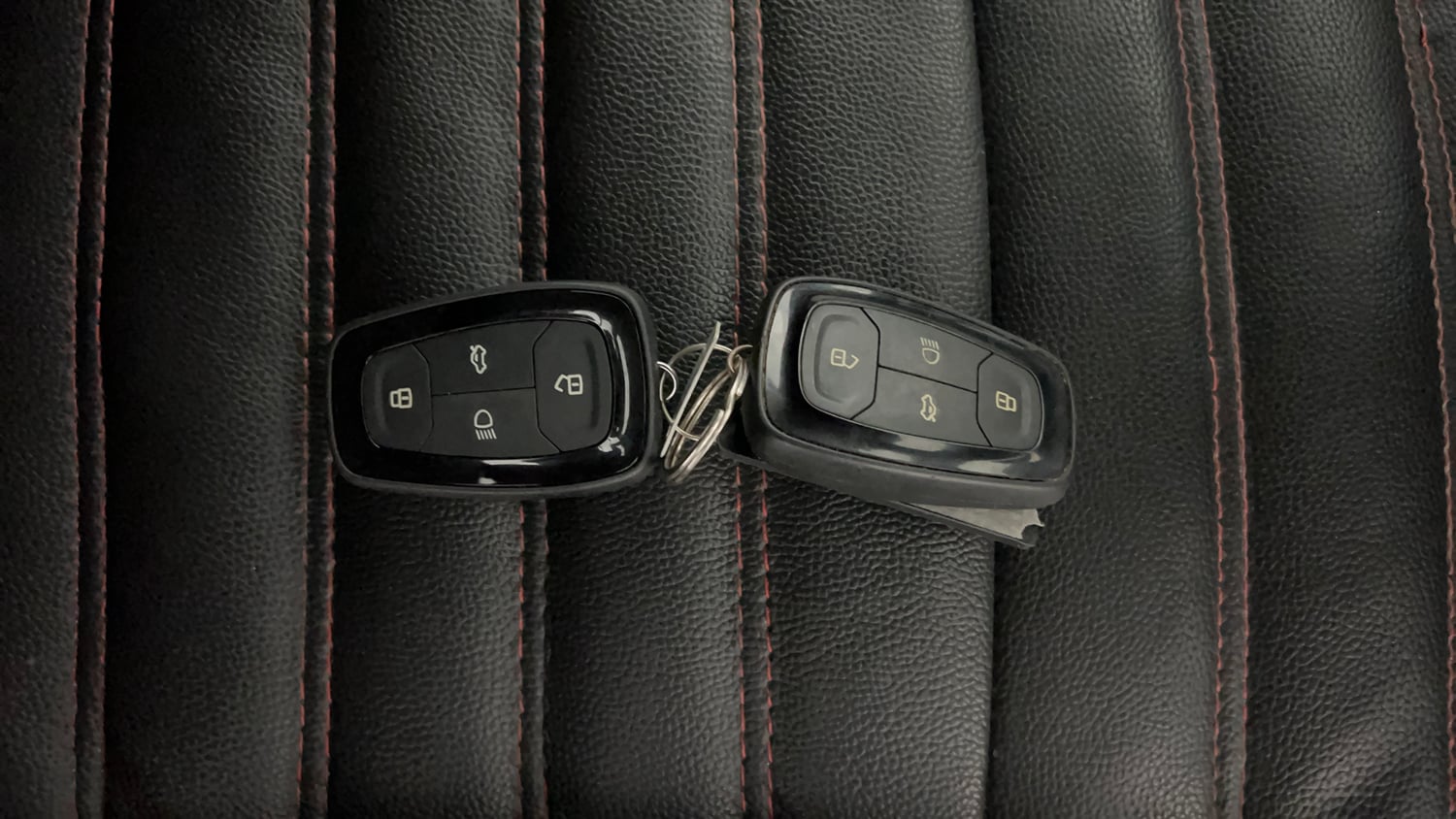 Used 2022 Tata Altroz XZ Petrol Petrol Manual extra CAR KEY VIEW
