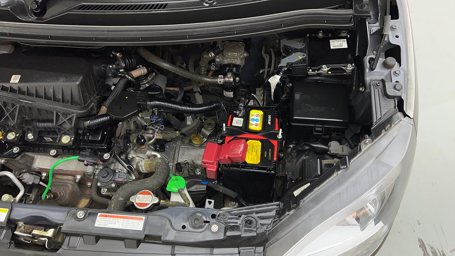 Used 2025 Maruti Suzuki Wagon R VXI 1.0 CNG Cng Manual engine ENGINE LEFT SIDE VIEW