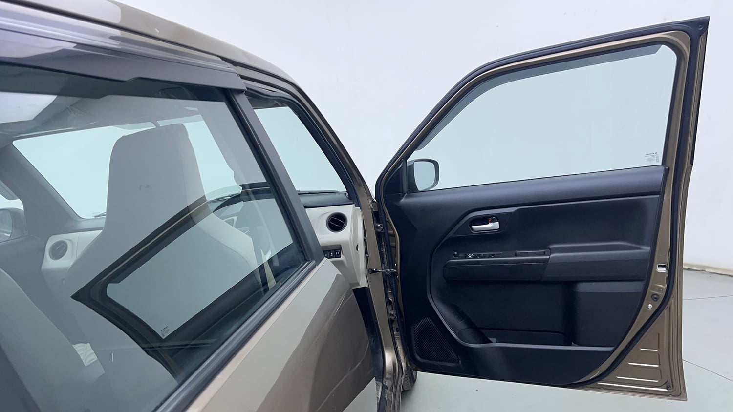 Used 2023 Maruti Suzuki Wagon R ZXI 1.2 AGS Petrol Automatic interior RIGHT FRONT DOOR OPEN VIEW