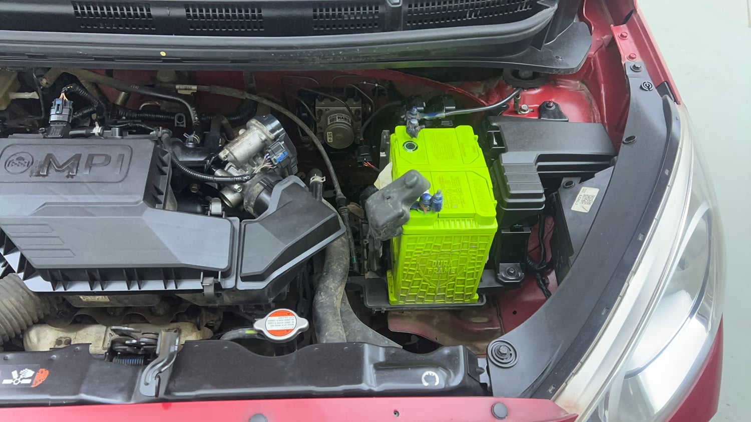 Used 2022 Hyundai Santro Sportz Petrol Manual engine ENGINE LEFT SIDE VIEW