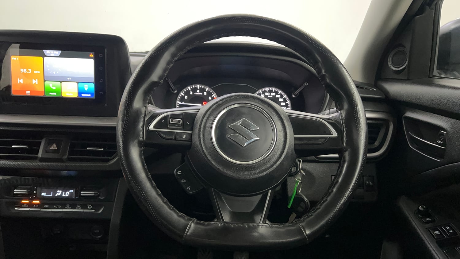 Used 2023 Maruti Suzuki Brezza VXi Petrol Manual interior STEERING VIEW