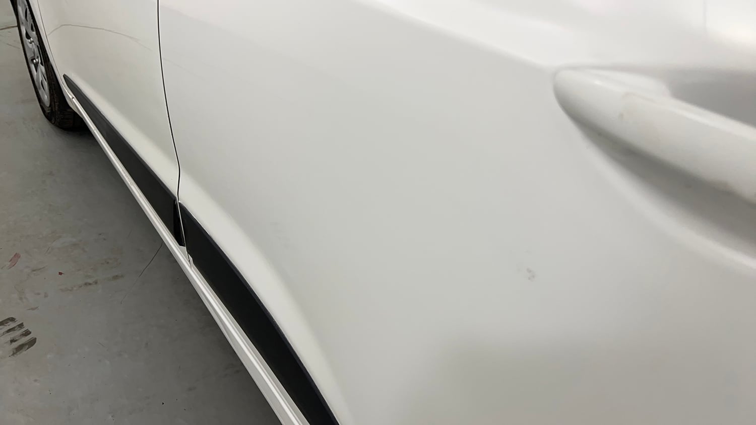 Used 2017 Hyundai Grand i10 Sportz (O) 1.2 Kappa VTVT Petrol Manual dents MINOR SCRATCH