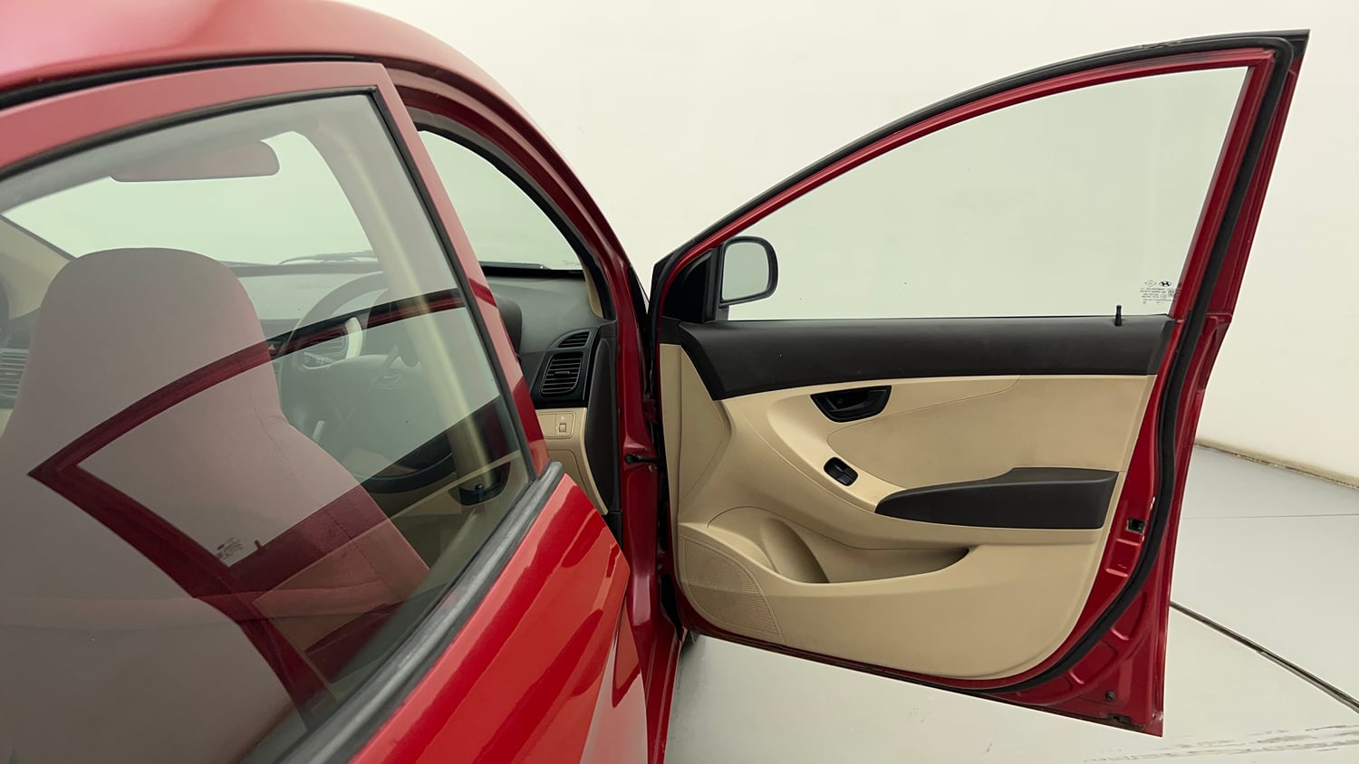 Used 2015 Hyundai Eon Era Petrol Manual interior RIGHT FRONT DOOR OPEN VIEW