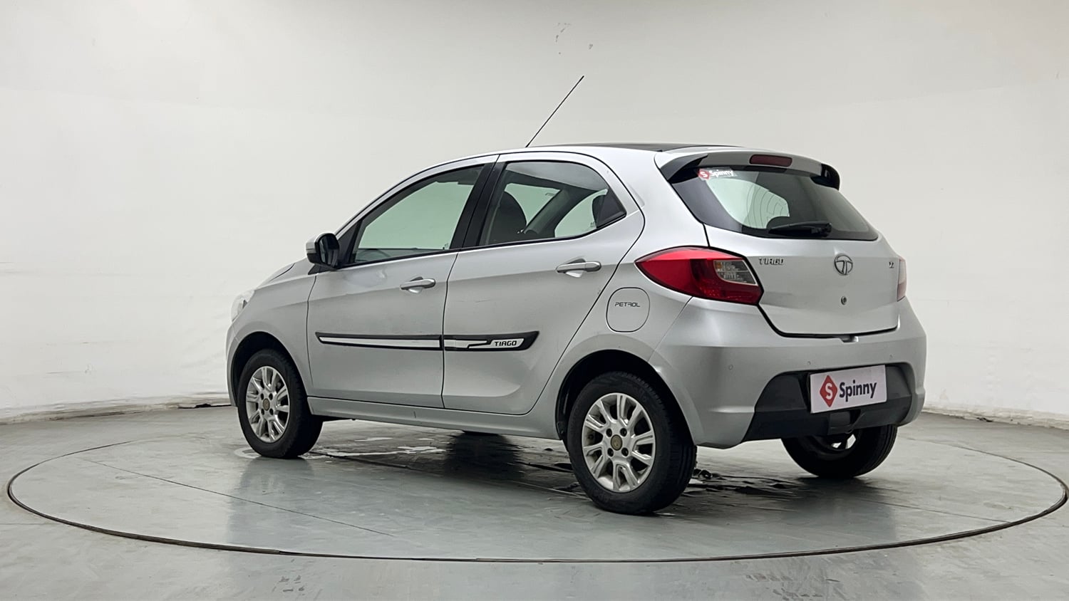 Used 2018 Tata Tiago Revotron XZ Petrol Manual exterior LEFT REAR CORNER VIEW