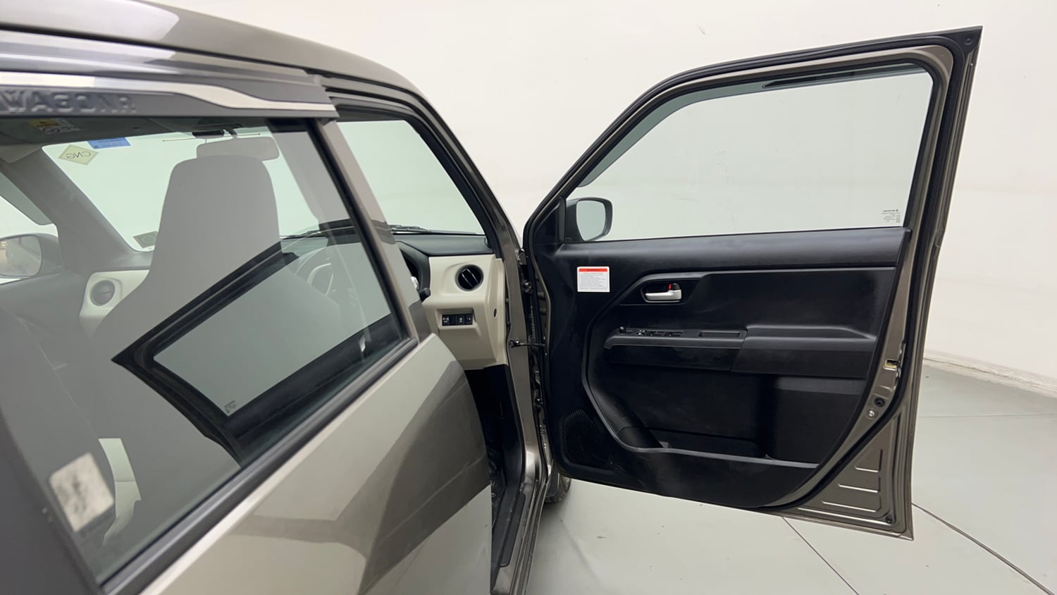 Used 2025 Maruti Suzuki Wagon R VXI 1.0 CNG Cng Manual interior RIGHT FRONT DOOR OPEN VIEW