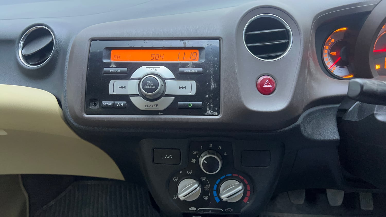 Used 2013 Honda Brio S MT Petrol Manual interior MUSIC SYSTEM & AC CONTROL VIEW
