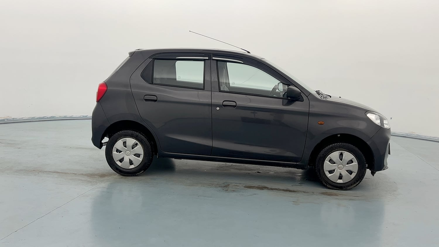 Used 2023 Maruti Suzuki Alto K10 VXi Plus Petrol Manual exterior RIGHT SIDE VIEW