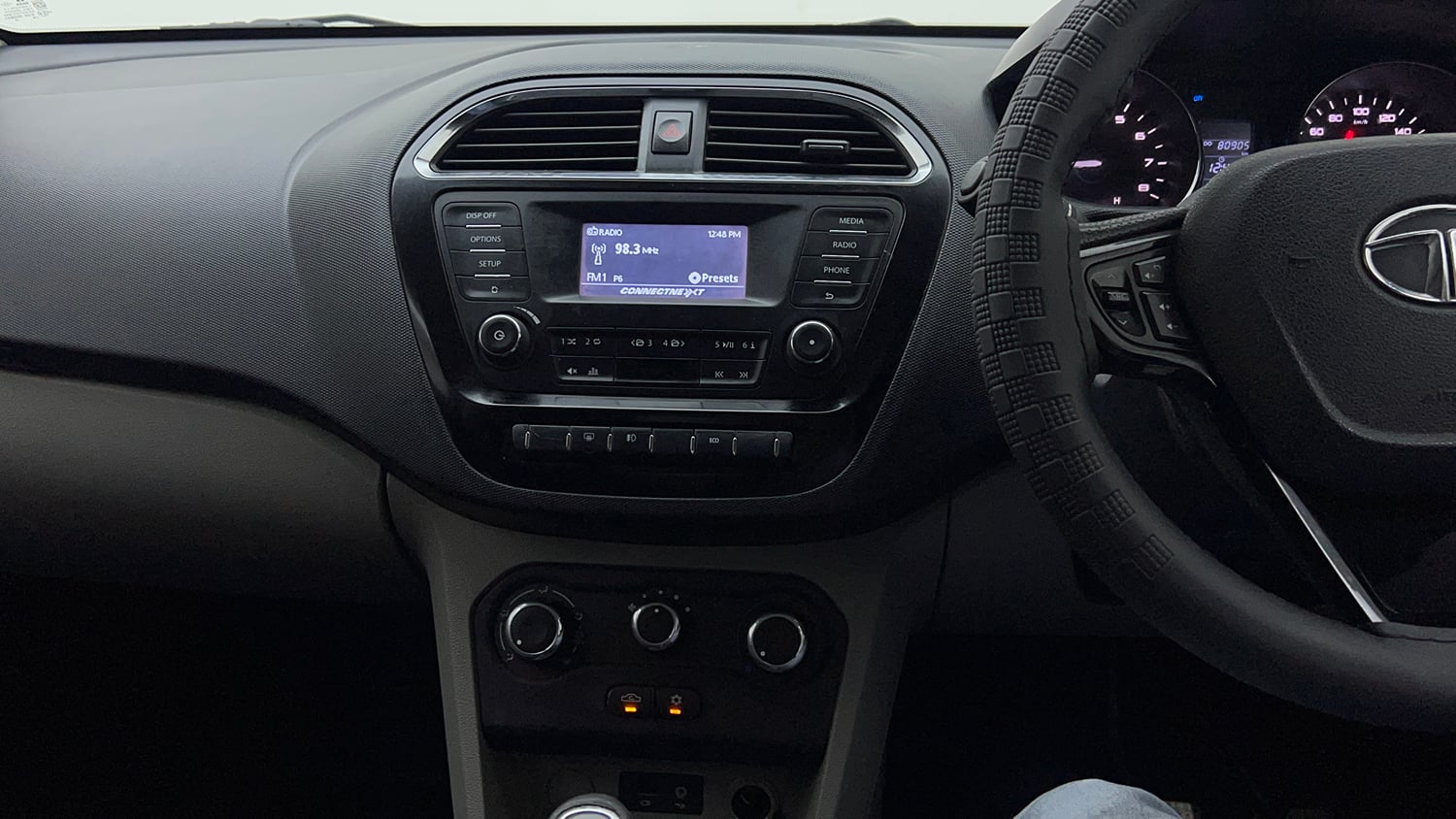 Used 2018 Tata Tiago Revotron XZ Petrol Manual interior MUSIC SYSTEM & AC CONTROL VIEW